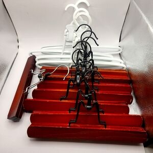 Lot of 12 Pants Hangers/Trouser Hangers - 8 Wooden, 4 Plastic